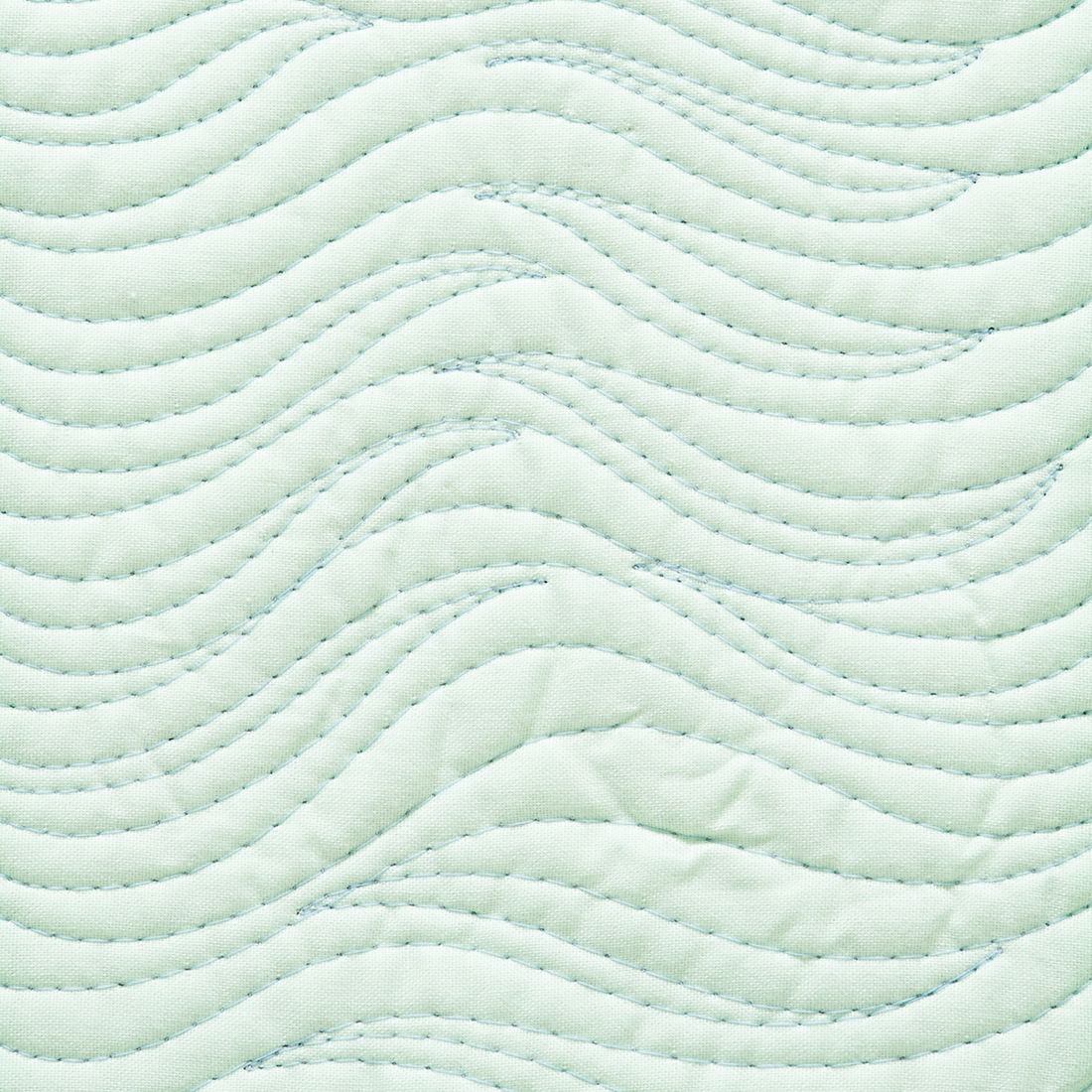 Wavy Free-Motion Quilting