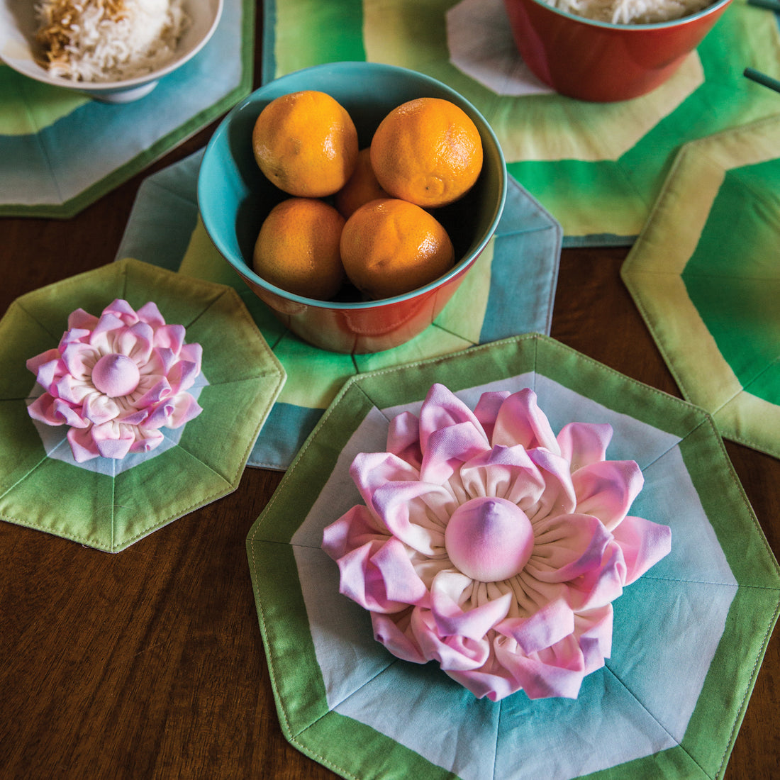 Free Project: Water Lily Brooches