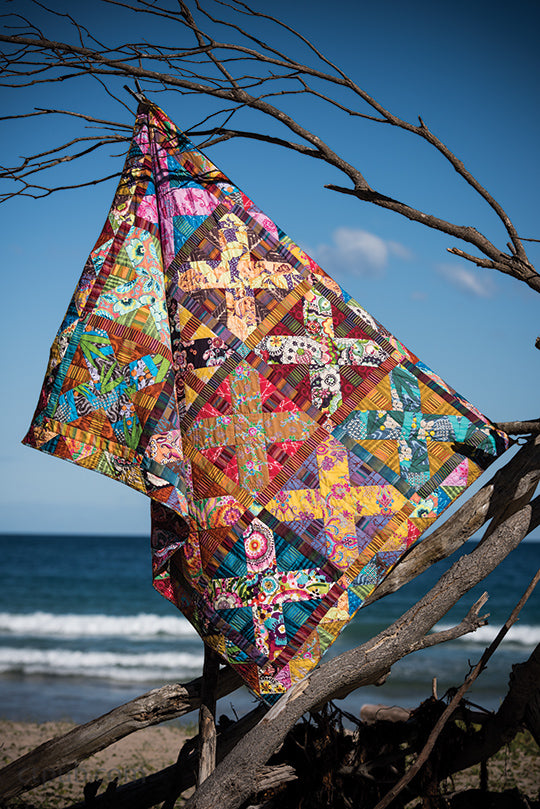 Color Works Quilt from Mixing Quilt Elements