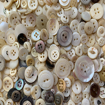 Pearl Buttons with Amy Barickman