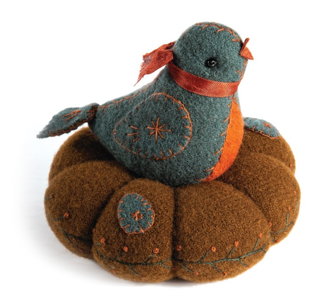 Free Project: Wool Nested Bluebird