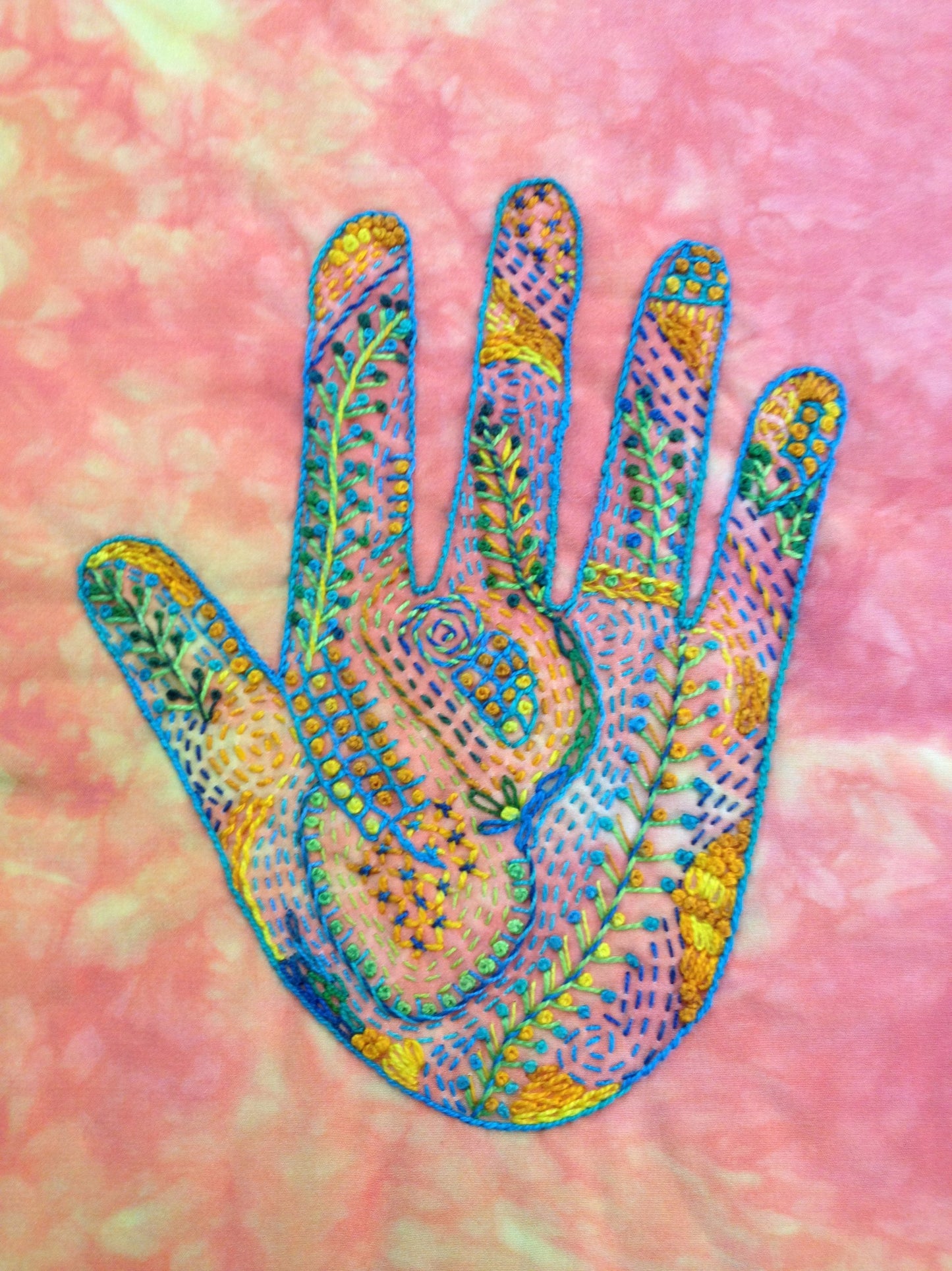 Free-form Embroidery: Hand of Fortune with Stitch Library