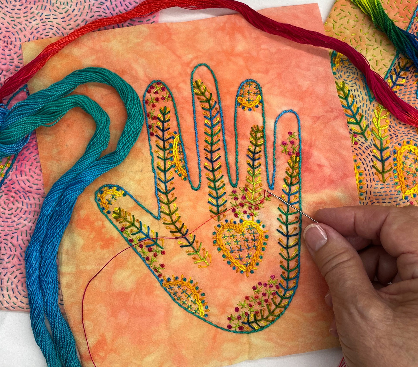 Free-form Embroidery: Hand of Fortune with Stitch Library