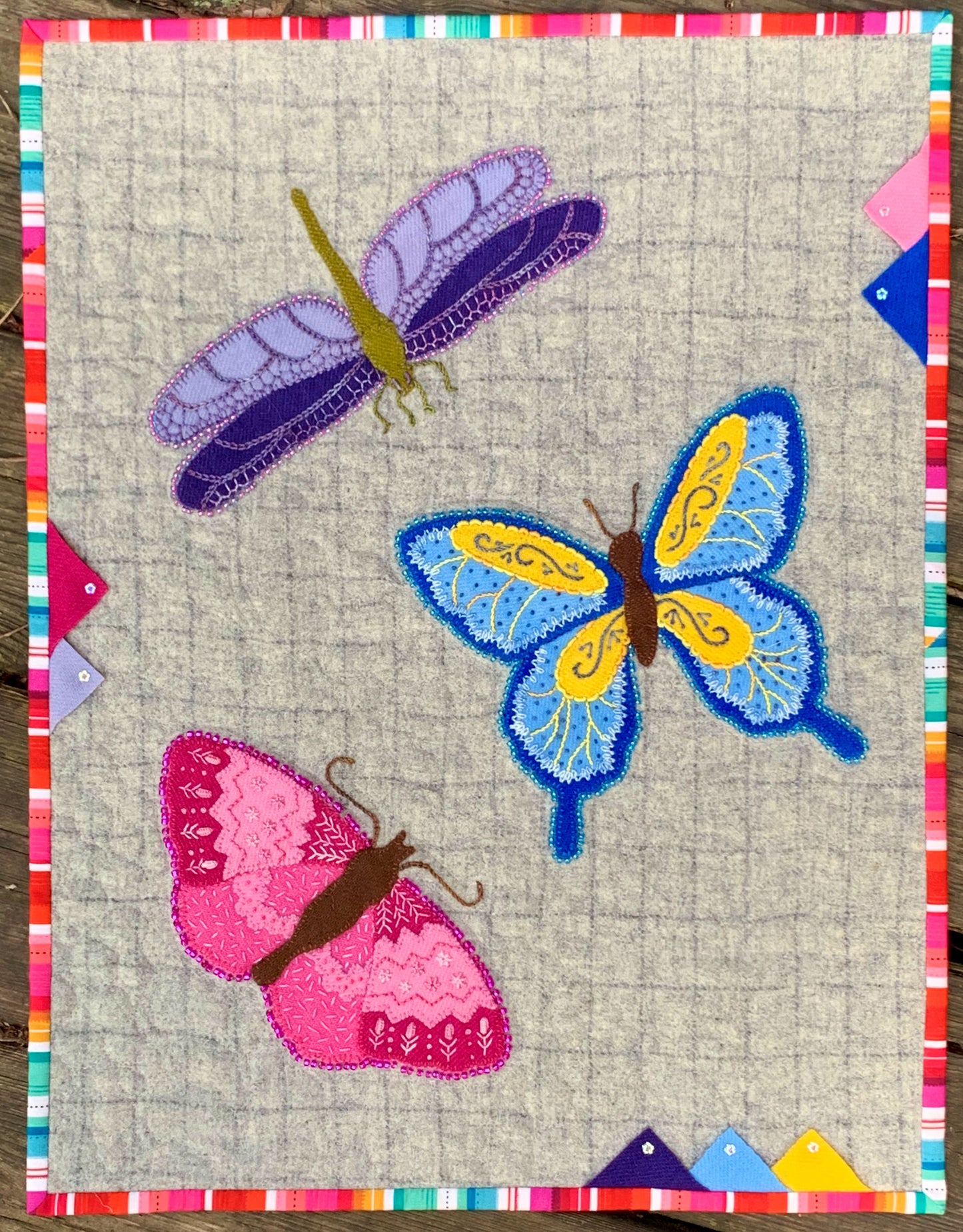 Let's Fly: Wool Appliqué with Embroidery Embellishments with Stitch Library