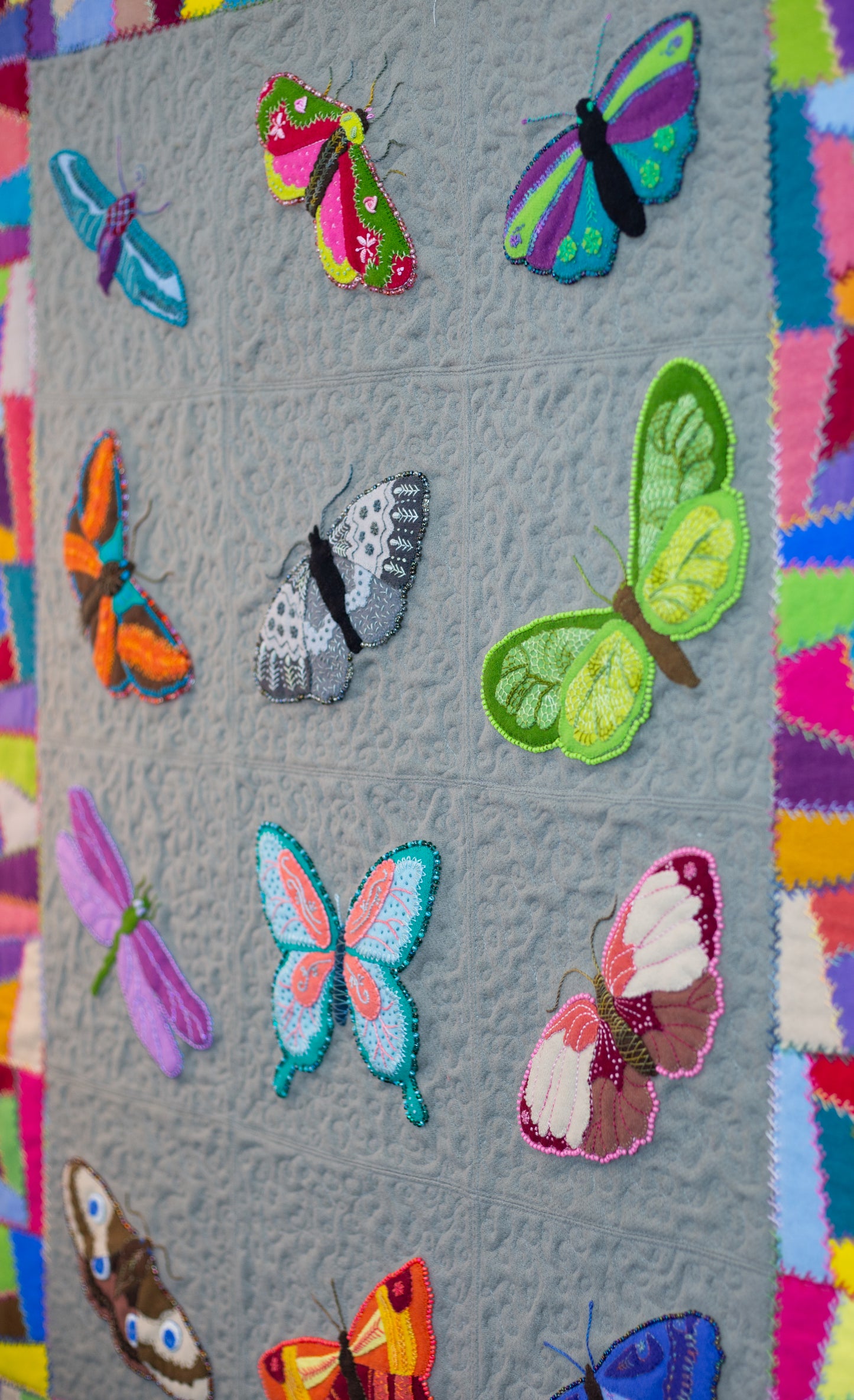 Let's Fly: Wool Appliqué with Embroidery Embellishments with Stitch Library