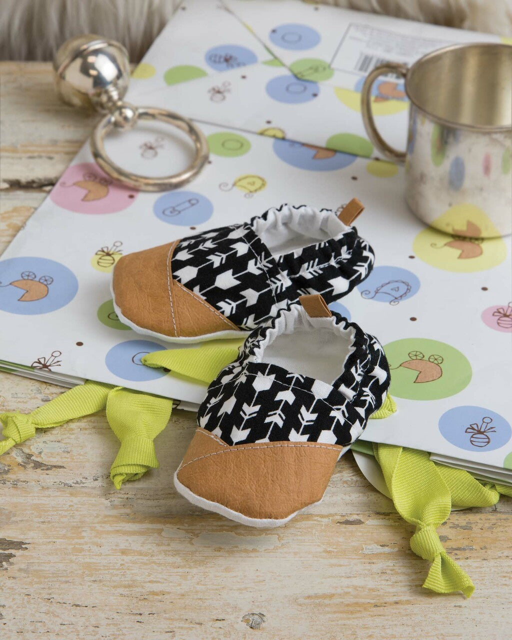 Free Project Download: Baby Shoes