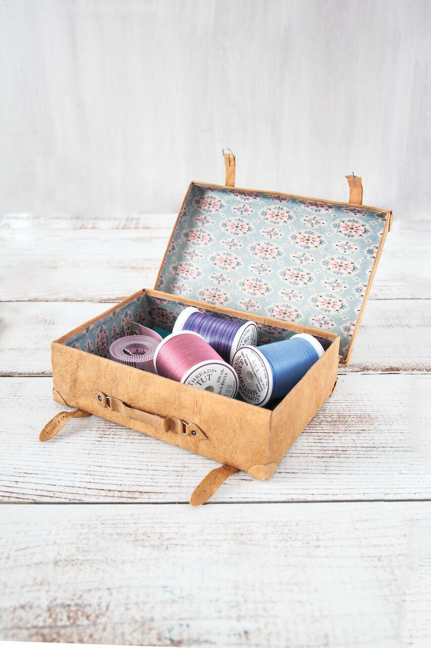 Free Project Download: Mini Suitcase