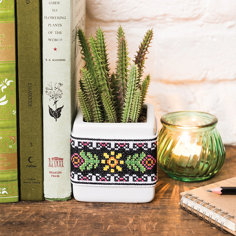 Modern Folk-Art Cross Stitch