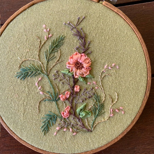 Silk Ribbon Embroidery Handy Pocket Guide
