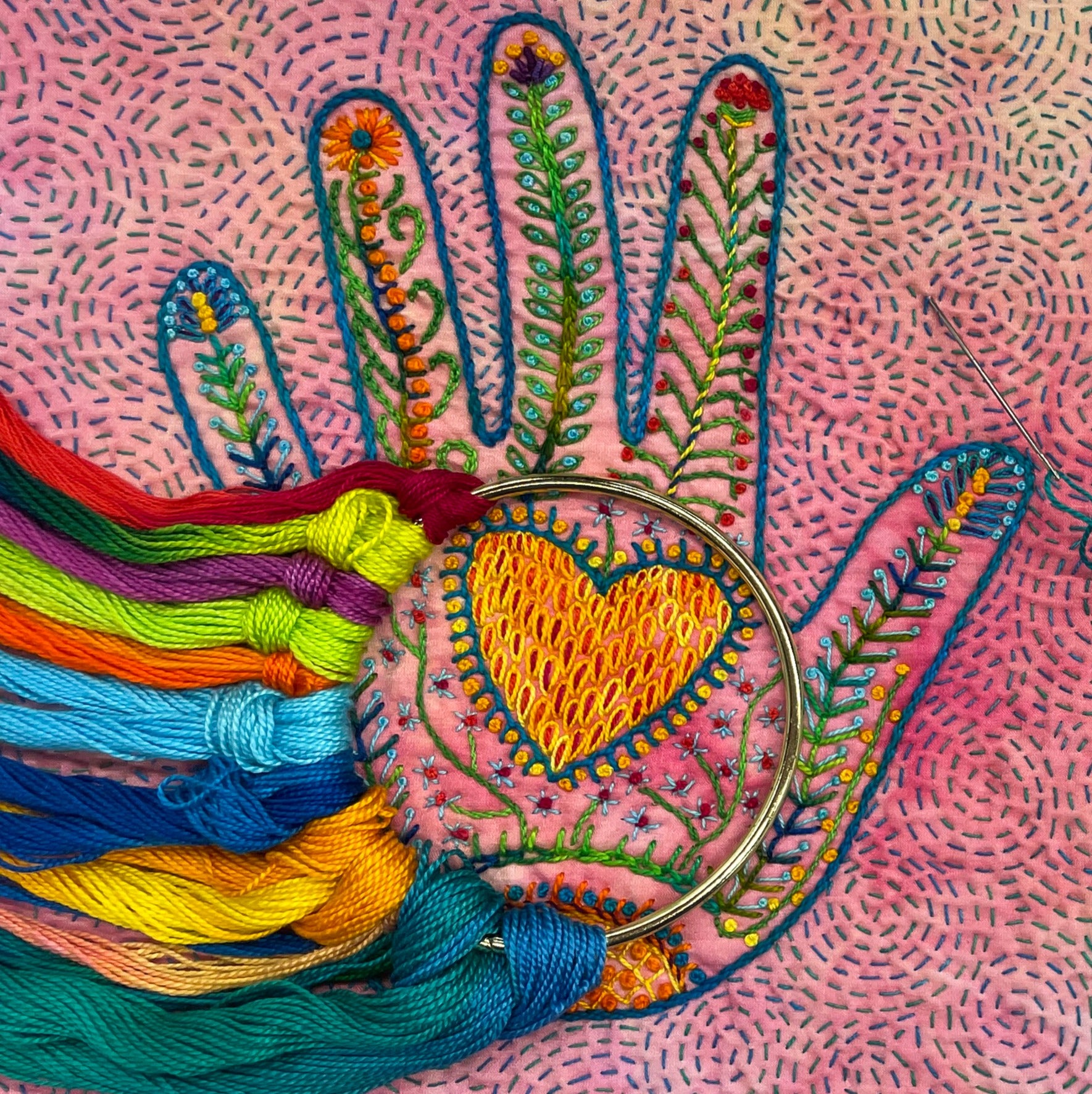 Free-form Embroidery: Hand of Fortune with Stitch Library – C&T