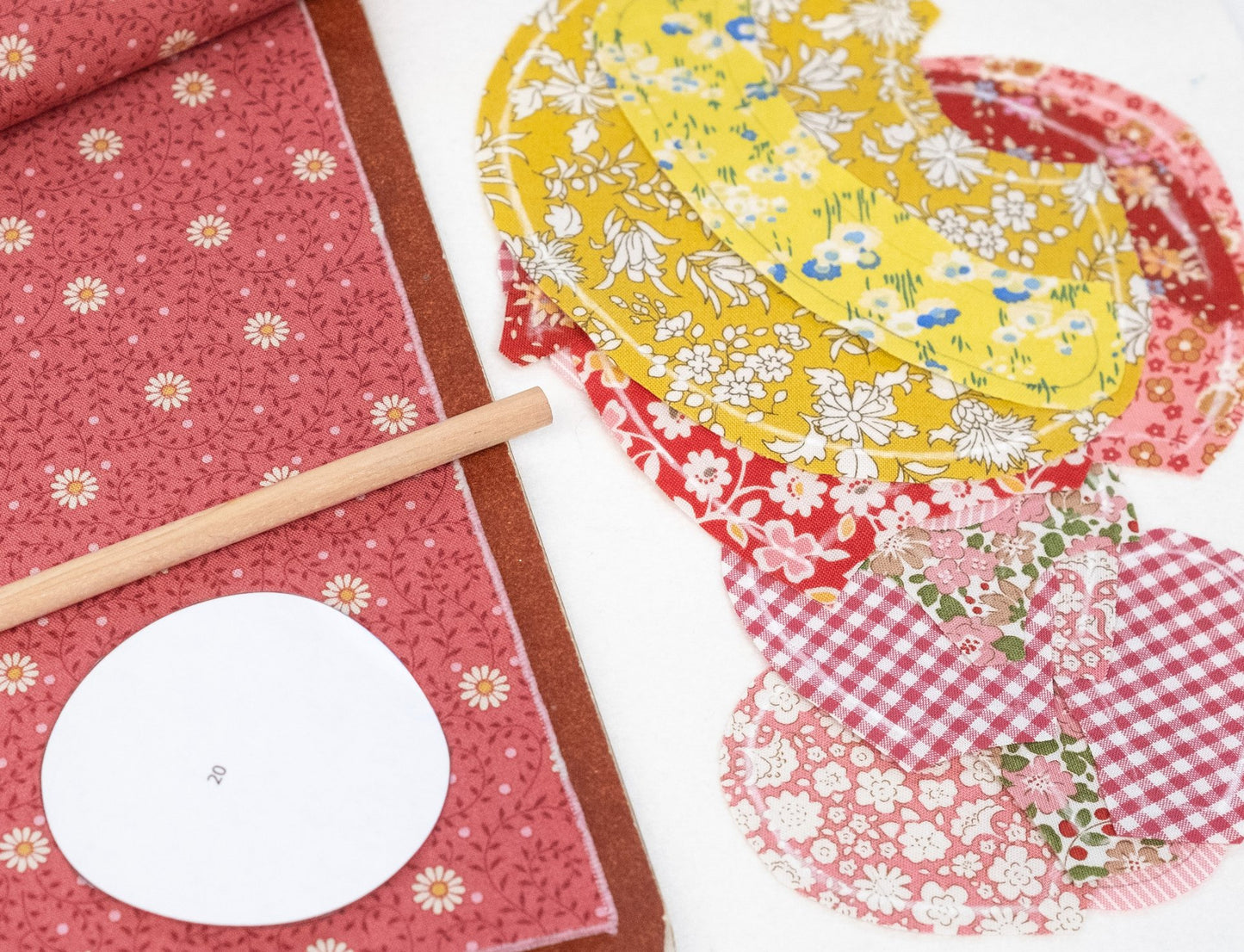 Appliqué Mastery: From Needle to Machine