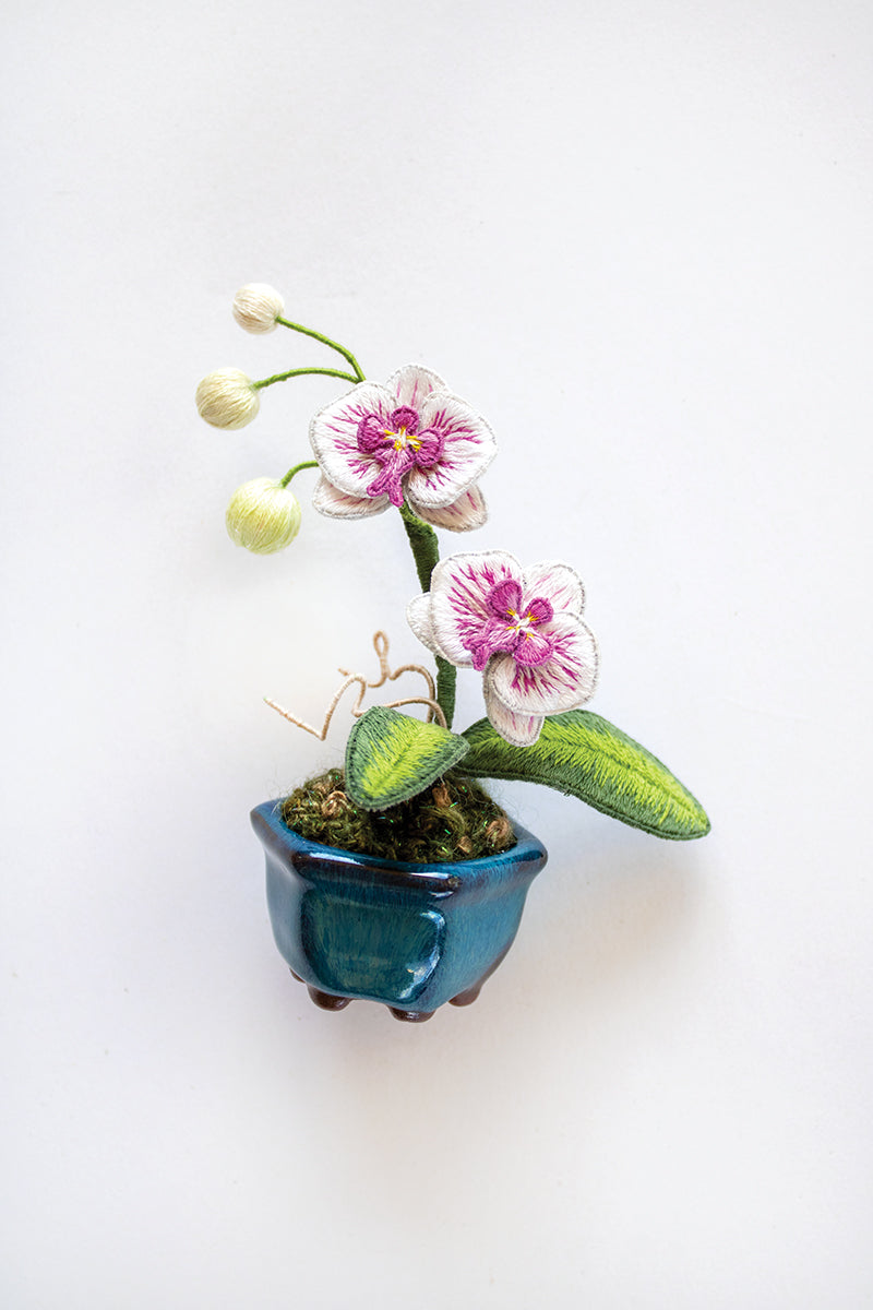 Stumpwork Studio—Mastering 3-D Embroidery