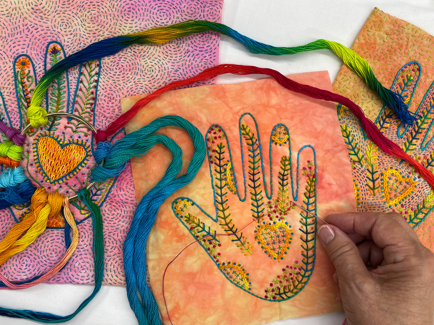 Free-form Embroidery: Hand of Fortune with Stitch Library