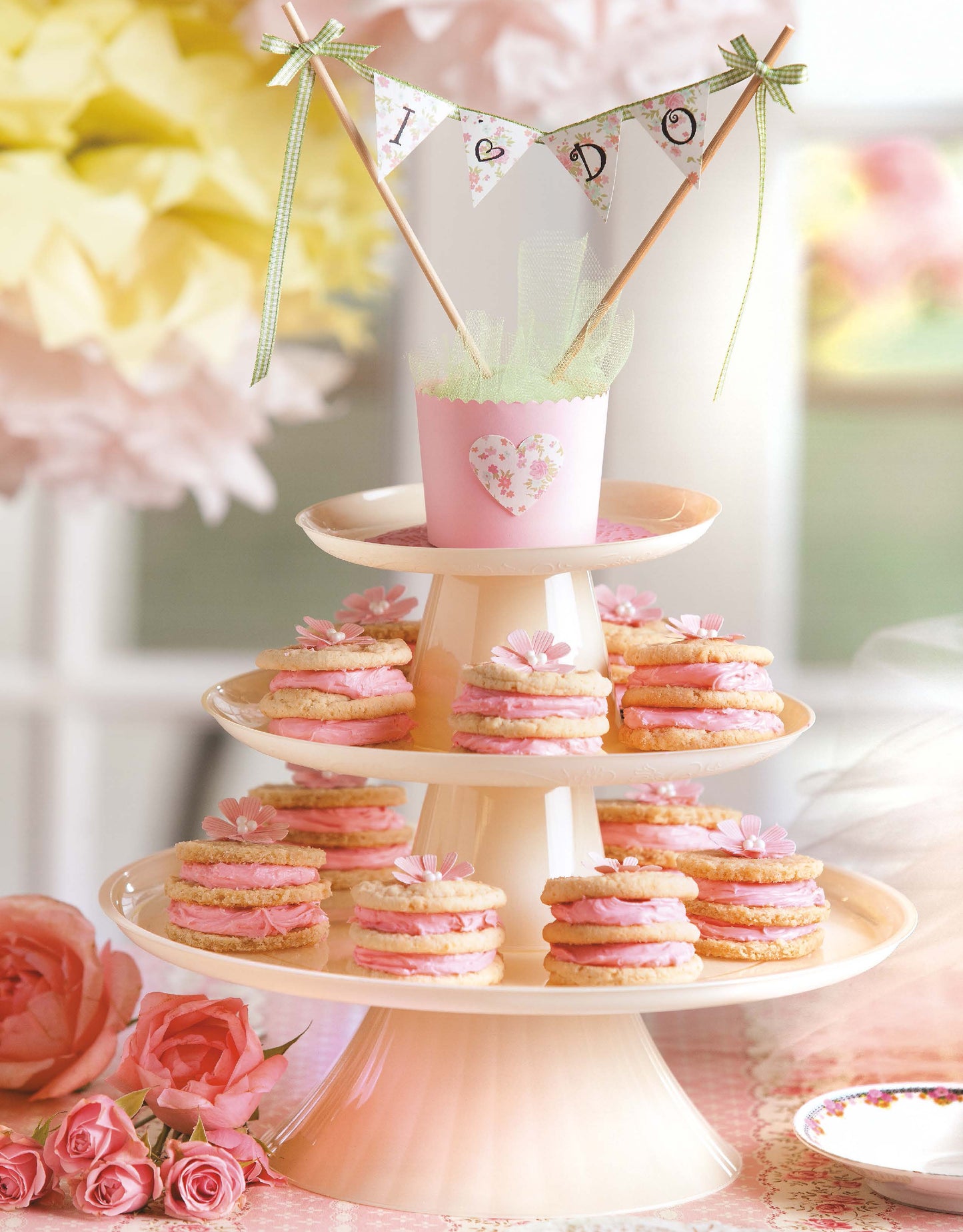 Wedding Showers—Easy and Affordable Projects and Ideas for Fabulous Bridal Showers!