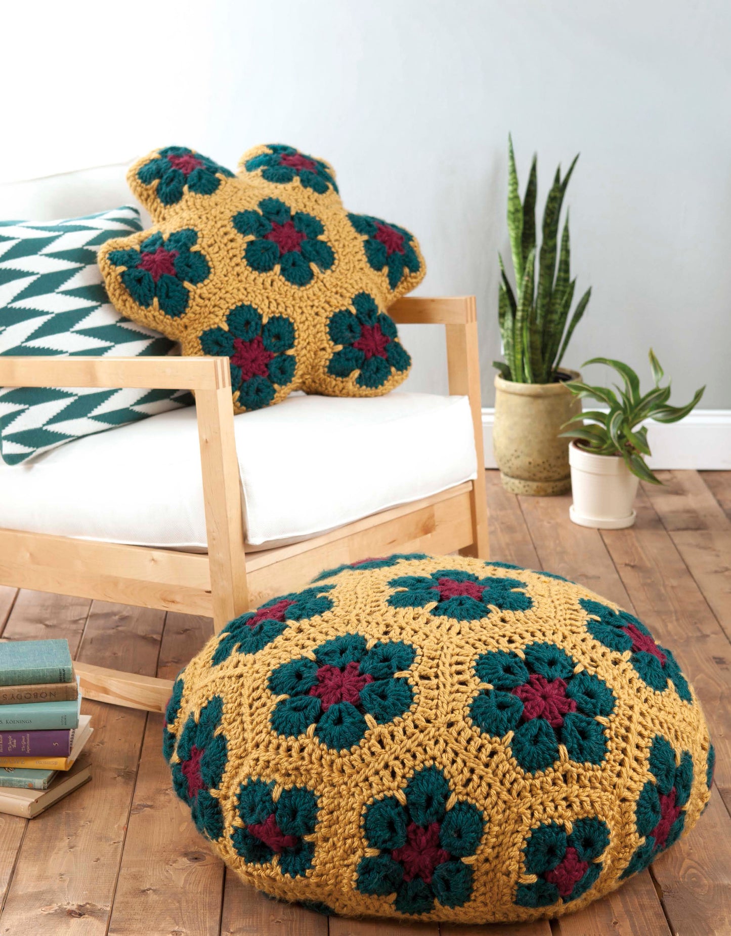 Poufs & Pillows