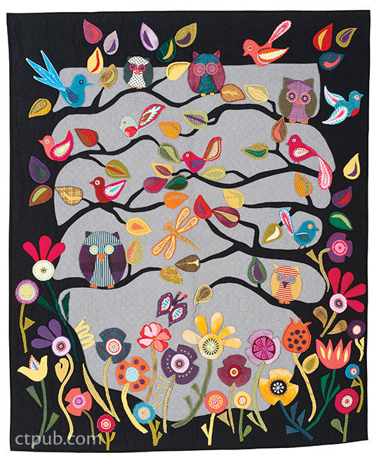 Wild Blooms & Colorful Creatures: 15 Appliqué Projects • Quilts
